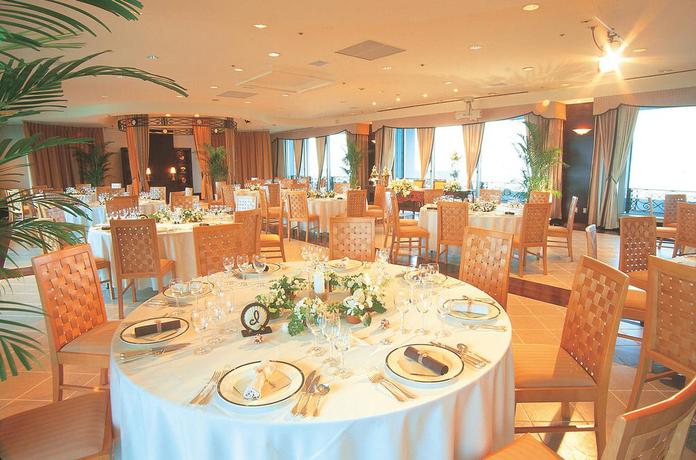 Imagen del bar/restaurante del Hotel Green Tower Makuhari. Foto 3