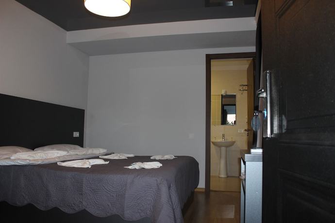 Imagen de la habitación del Hotel Green Town. Foto 9