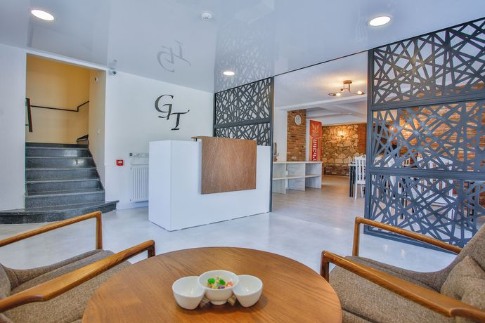 Imagen de los interiores del Hotel Green Town. Foto 20
