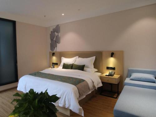 Imagen general del Hotel Green Tree Inn Express Danyang Wuyue Square Railway Station. Foto 8