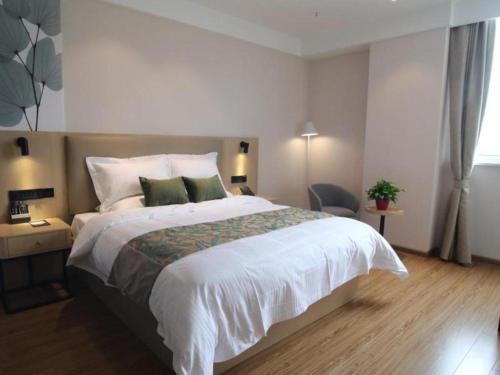 Imagen general del Hotel Green Tree Inn Express Danyang Wuyue Square Railway Station. Foto 10