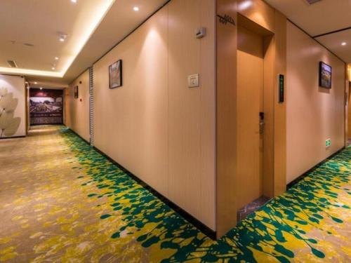 Imagen general del Hotel Green Tree Inn Express Fuzhou Three Lanes and Seven Alleys Nanmendou Metro Station. Foto 2