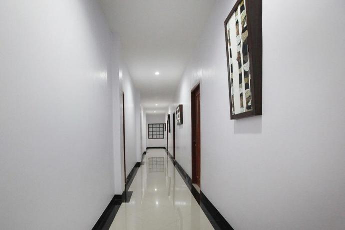 Imagen de los interiores del Hotel Green Tropical Village Belitung. Foto 20