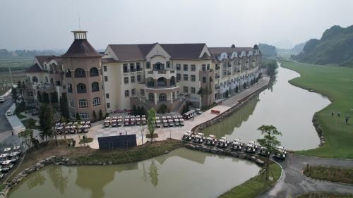 Imagen general del Hotel Green Valley Ha Nam. Foto 14
