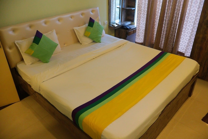 Imagen de la habitación del Hotel Green Valley Palace. Foto 6