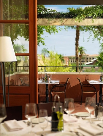 Imagen del bar/restaurante del Hotel Green Valley Ranch Resort and Spa. Foto 2