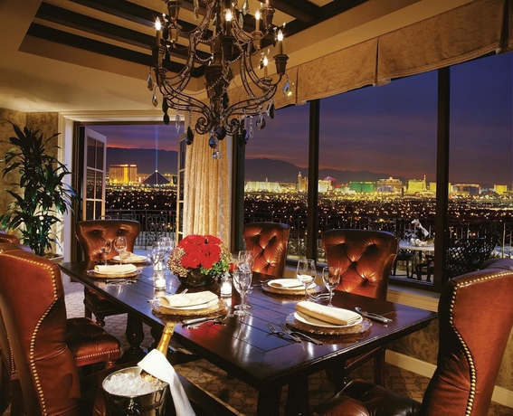 Imagen del bar/restaurante del Hotel Green Valley Ranch Resort and Spa. Foto 4