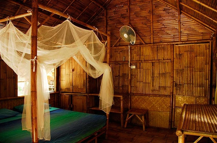 Imagen de la habitación del Hotel Green View Beach Resort. Foto 6