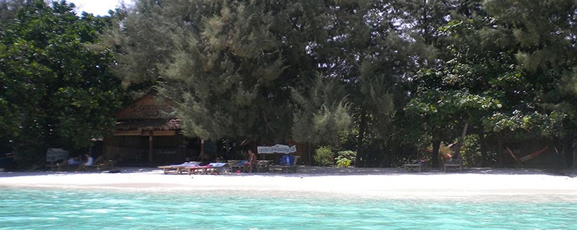 Imagen general del Hotel Green View Beach Resort. Foto 2