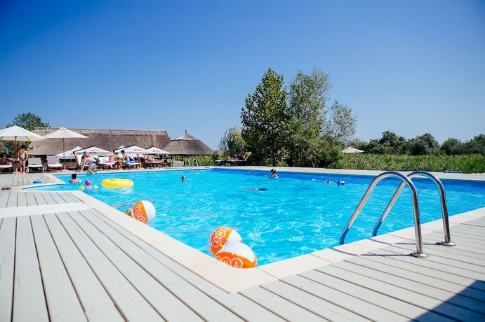 Imagen de la piscina del Hotel Green Village Resort, Sf&acirc;ntu Gheorghe. Foto 17