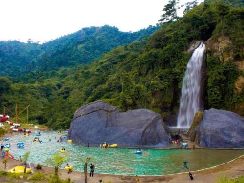 Imagen general del Hotel Green Wattana Sentul. Foto 5