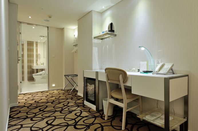 Imagen de los interiores del Hotel Green World Zhonghua. Foto 13