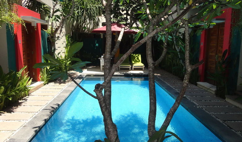 Imagen de la piscina del Hotel Green Zhurga. Foto 16