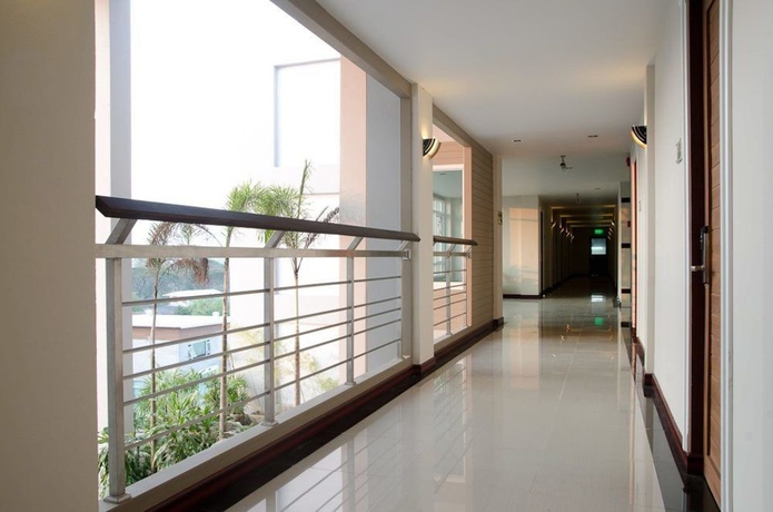 Imagen de los interiores del Hotel Green and Resort Khon Kaen. Foto 12