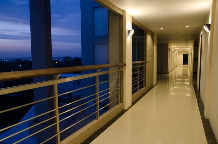 Imagen de los interiores del Hotel Green and Resort Khon Kaen. Foto 13