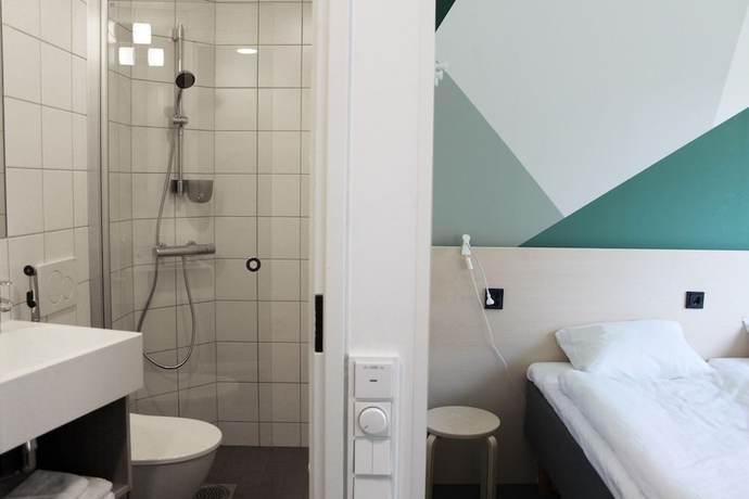 Imagen de la habitación del Hotel GreenStar Jyväskylä. Foto 14