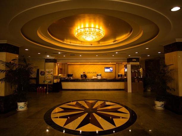 Imagen de los interiores del Hotel GreenTree Aliiance Huayang Hotel. Foto 12