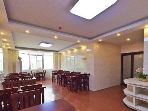 Imagen general del Hotel GreenTree Alliance Jiangsu Yangzhou Hanjiang Middle Road Libao Square. Foto 2