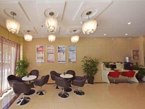 Imagen general del Hotel GreenTree Alliance Jiangsu Yangzhou Hanjiang Middle Road Libao Square. Foto 3