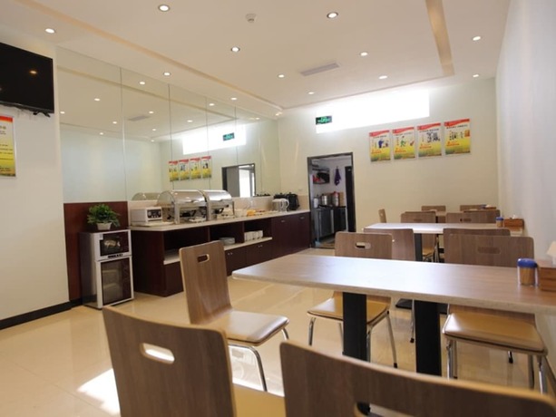 Imagen general del Hotel GreenTree Alliance YanTai YingChun Street Green Homeland Hotel. Foto 8
