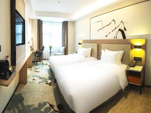 Imagen general del Hotel GreenTree Eastern Chongqing Yangjiaping Pedestrian Street Vientiane City. Foto 4