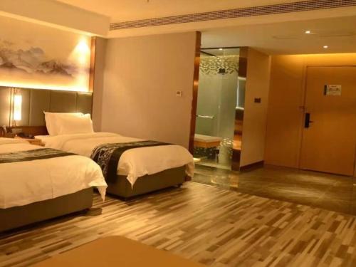 Imagen general del Hotel GreenTree Eastern Dezhou Qingyun Yingcai Road Financial Building. Foto 1