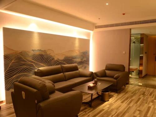 Imagen general del Hotel GreenTree Eastern Dezhou Qingyun Yingcai Road Financial Building. Foto 5