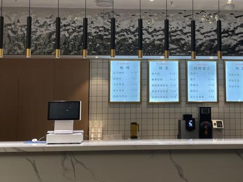 Imagen general del Hotel GreenTree Eastern Dezhou Qingyun Yingcai Road Financial Building. Foto 11