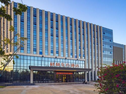 Imagen general del Hotel GreenTree Eastern Hainan Free Trade Port Jiangdong New District Meilan Airport. Foto 11