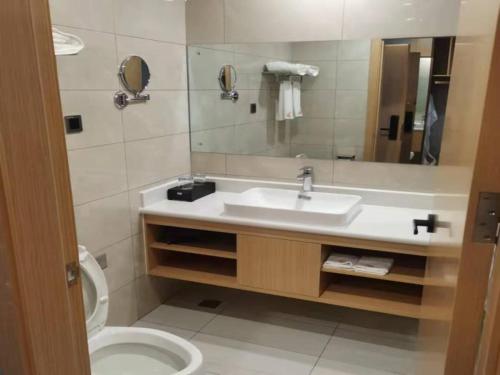 Imagen general del Hotel GreenTree Eastern Jiangsu Lianyungang Dongfang Avenue. Foto 13