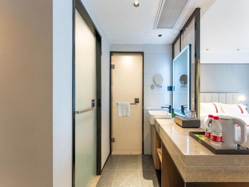 Imagen de la habitación del Hotel GreenTree Eastern Jinan West Station International Convention and Exhibition Center. Foto 18