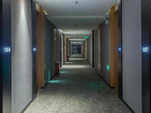 Imagen general del Hotel GreenTree Eastern Nanning Binhu Road Qingxiu Wanda. Foto 19