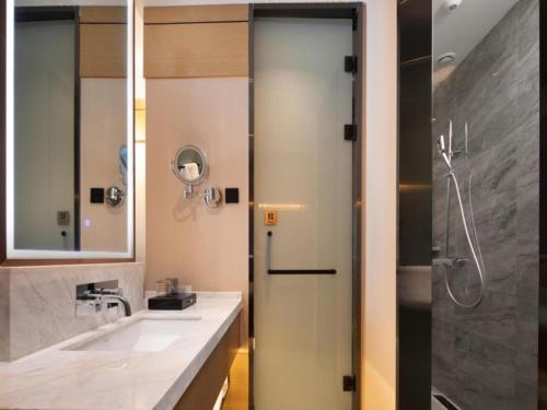 Imagen general del Hotel GreenTree Eastern Tianjin Wuqing Wanda Plaza. Foto 7