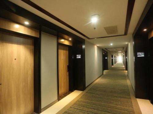 Imagen general del Hotel GreenTree Inn Anqing Yingbin Dong Road High-Speed Railway Station. Foto 2