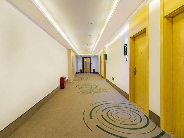 Imagen general del Hotel GreenTree Inn Beijing Daxing District Huangcun West Street Metro Station. Foto 1