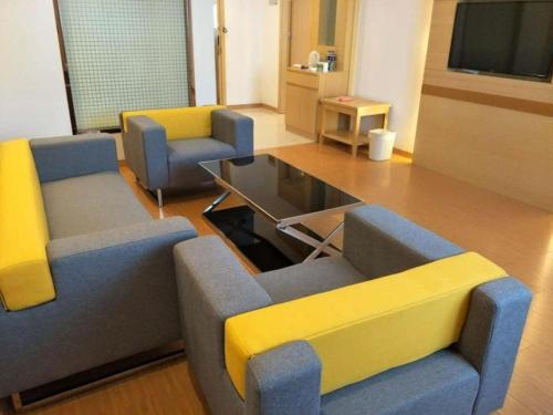 Imagen general del Hotel GreenTree Inn Bozhou Chunyu Motor City Express. Foto 8