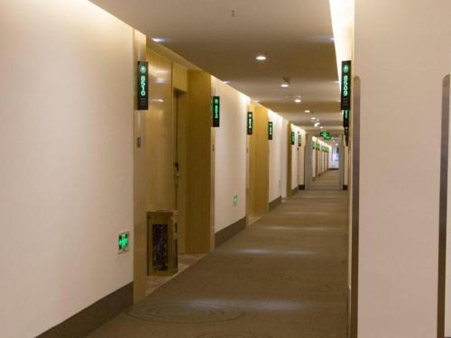 Imagen general del Hotel GreenTree Inn Bozhou Chunyu Motor City Express. Foto 11