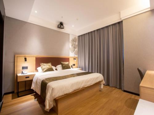 Imagen general del Hotel GreenTree Inn Express Changzhou Caoqiao Industrial Park. Foto 5