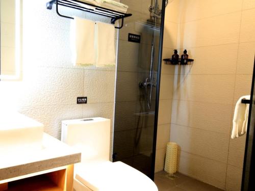 Imagen general del Hotel GreenTree Inn Express Tianjin Jinnan National Convention and Exhibition Center. Foto 3