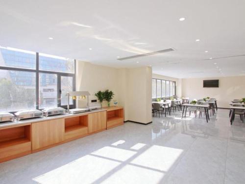 Imagen general del Hotel GreenTree Inn Express Zhangjiagang Hexing Town Shazhou Professional Institue of Technology. Foto 2
