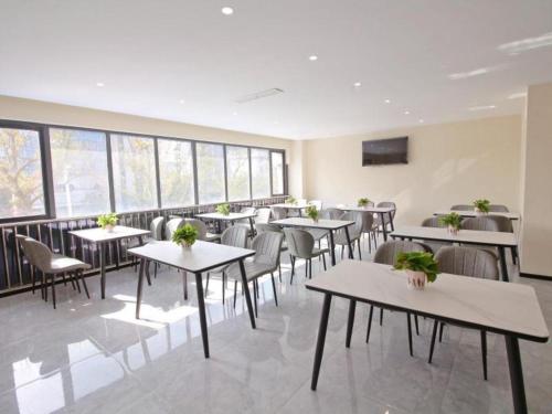 Imagen general del Hotel GreenTree Inn Express Zhangjiagang Hexing Town Shazhou Professional Institue of Technology. Foto 4