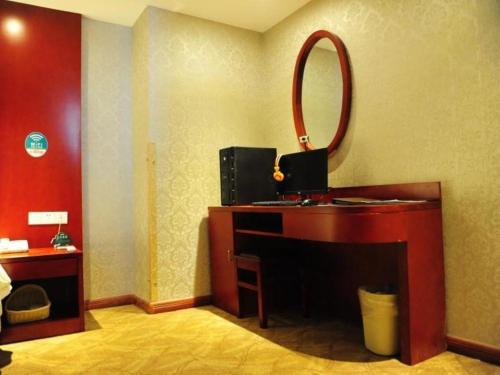 Imagen general del Hotel GreenTree Inn Ganzhou Sankang Temple DaRunFa Express. Foto 13