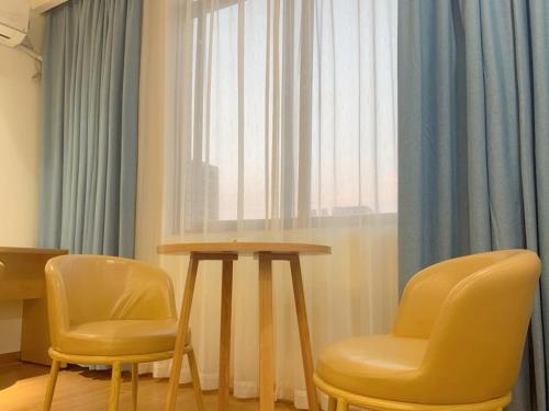 Imagen general del Hotel GreenTree Inn Guangdong Zhanjiang Donghai Island. Foto 6