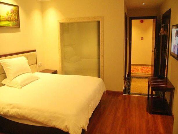 Imagen de la habitación del Hotel GreenTree Inn Guangzhou Panyu Chimelong Paradise Business Hotel. Foto 4