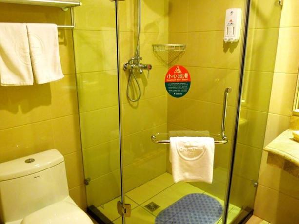 Imagen de la habitación del Hotel GreenTree Inn Guiyang Court Street West Zhongshan Road Subway Station Business Hotel. Foto 9