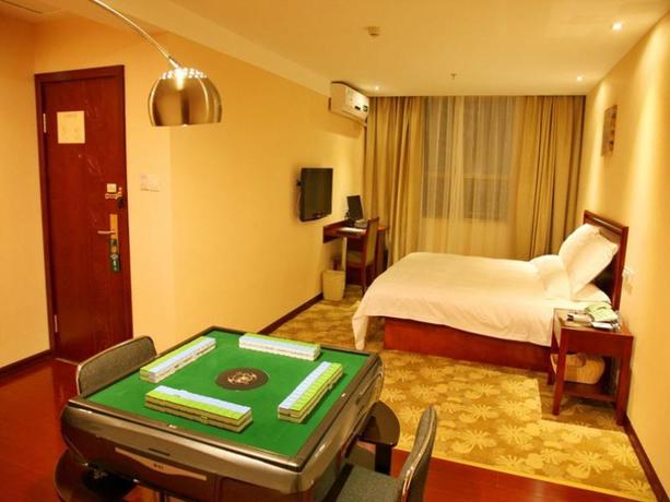 Imagen de la habitación del Hotel GreenTree Inn Guiyang Court Street West Zhongshan Road Subway Station Business Hotel. Foto 10