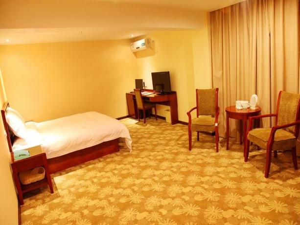 Imagen de la habitación del Hotel GreenTree Inn Guiyang Court Street West Zhongshan Road Subway Station Business Hotel. Foto 14