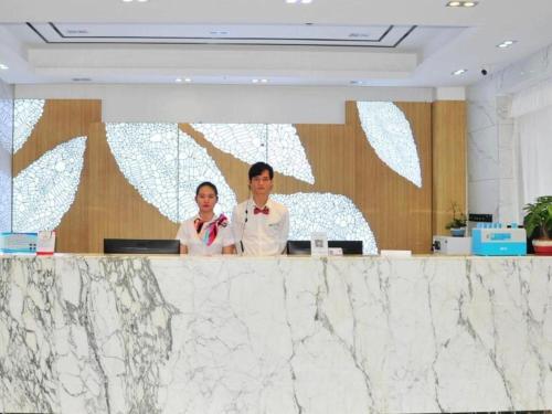 Imagen general del Hotel GreenTree Inn Haikou City Wuzhishan Road. Foto 8
