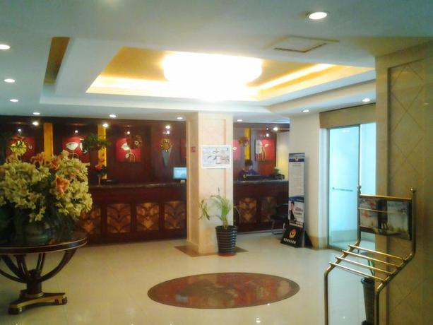 Imagen de los interiores del Hotel GreenTree Inn Harbin Central Avenue. Foto 19