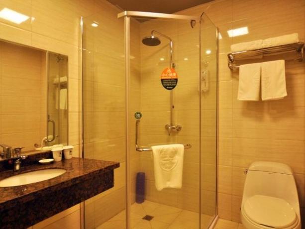 Imagen de la habitación del Hotel GreenTree Inn Hongze Daqing Rd Business Hotel. Foto 10